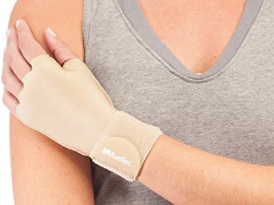 mueller sports medicine compression glove